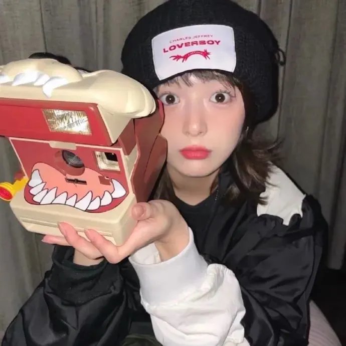 群蛇出洞